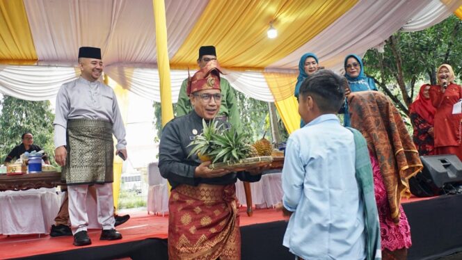 
					Karnaval Budaya 14 Etnik Meriahkan HUT ke-275 Langkat