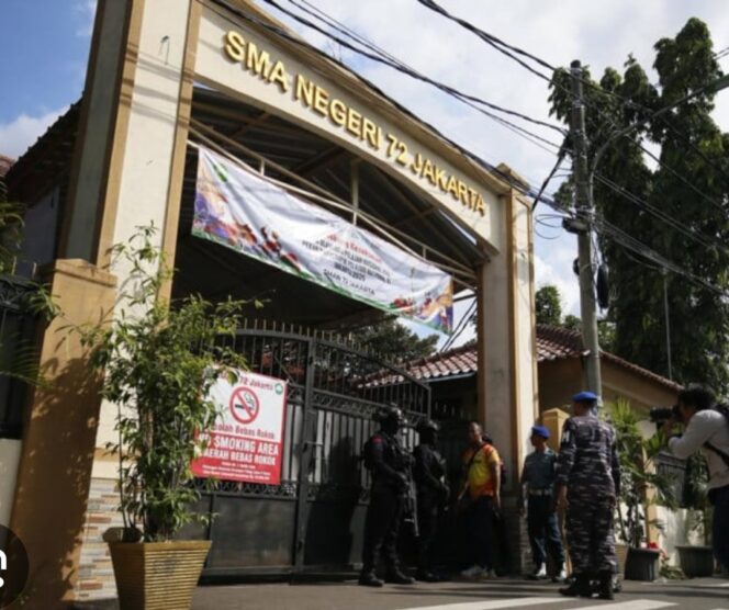 
					Ledakan di SMA Negeri 72 Kelapa Gading, Puluhan Siswa Luka-Luka