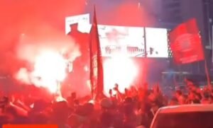Rayakan HUT Ke 97, Ribuan Suporter Jakmania Tumpah Di Bundarana HI