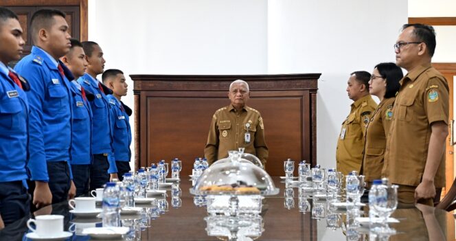 
					Terima Audiensi Siswa SMA Taruna Nusantara, Wagub Surya Titip Pesan Indonesia Emas 2045