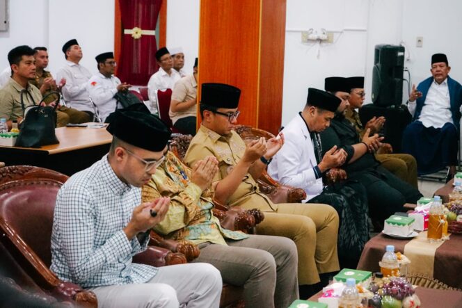 
					Rico Waas Pilih Jalan Sunyi: Ajak Warga Medan Muhasabah dan Doa Bersama