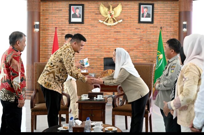 
					Bobby Pastikan Bantuan Langsung Disalurkan ke Daerah Terdampak Bencana