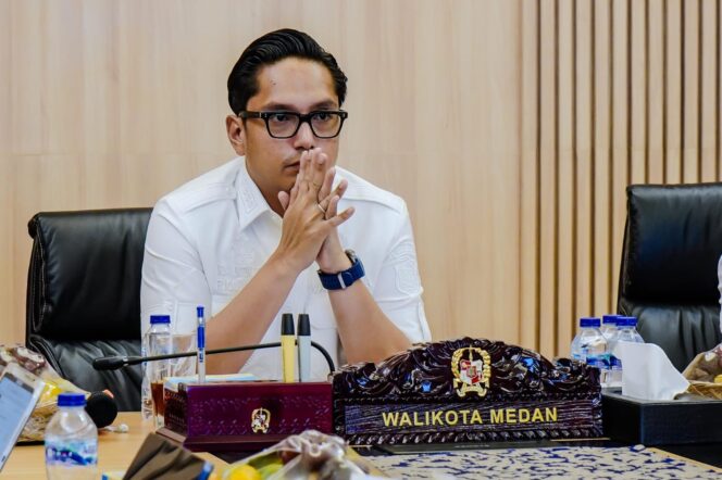 
					Rico Waas Ikuti Rapat Evaluasi Realisasi APBD, Mendagri Tekankan Fleksibilitas Anggaran dan Solidaritas Daerah Pasca-Bencana