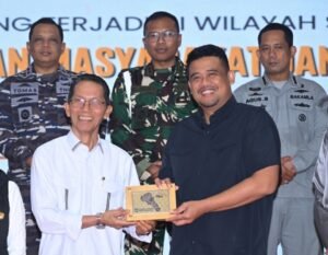 Bobby Nasution Terima Donasi Bencana Rp4,7 Miliar dari Pemko Batam