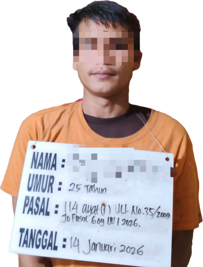 
					Genggam Sabu 0,3 Gram, Pengedar Dibekuk Polsek Panai Tengah di Sei Nahodaris