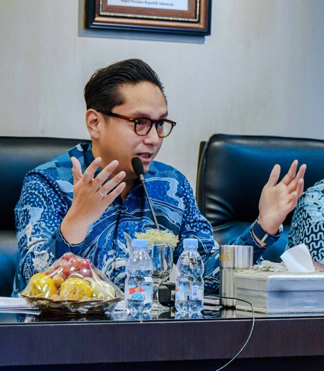 
					Rico Waas Tegaskan PUD Pasar Harus Mandiri dan Profesiona