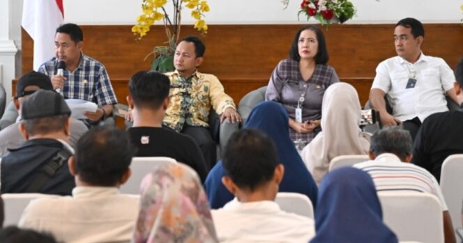 
					Lebaran 2026, Pemprov Sumut Jamin Stok Pangan Aman, Harga Tetap di Bawah HET