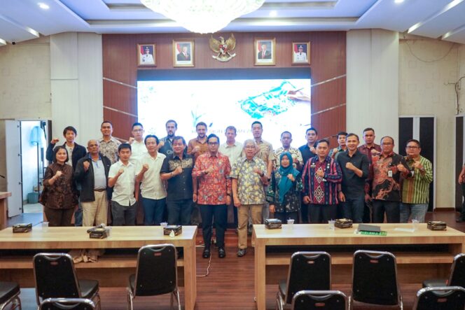 
					Gandeng Pakar Nasional, Rico Waas Matangkan Re-Design Medan Zoo