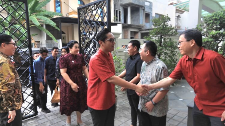 Imlek 2577, Rico Waas Silaturahmi ke Kediaman Supandi Kusuma