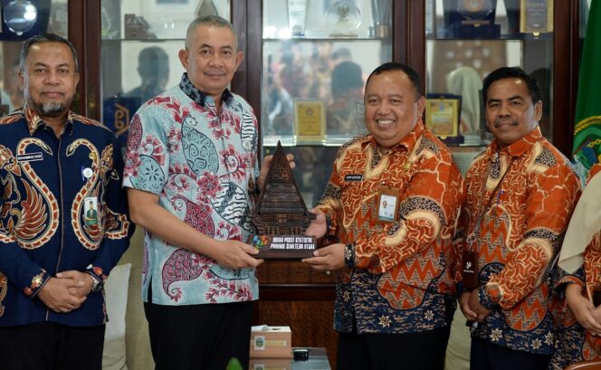 
					Pemprov Sumut Dukung Sensus Ekonomi 2026, Libatkan 13 Ribu Petugas di Seluruh Daerah