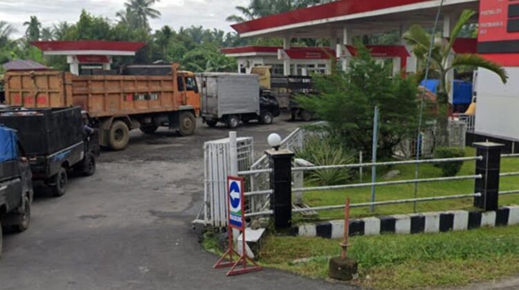 SPBU Simpang Durin Mulo Disorot, Warga Curiga Ada Permainan BBM Subsidi