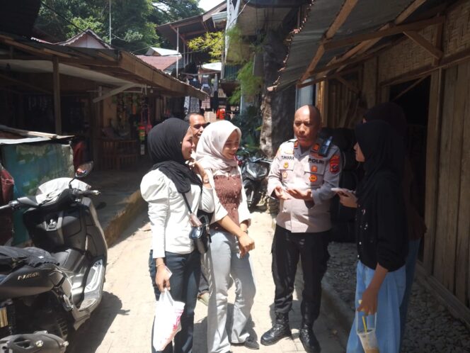 
					Patroli Diperketat di Bukit Lawang, Polisi Ajak Wisatawan Manfaatkan Layanan 110