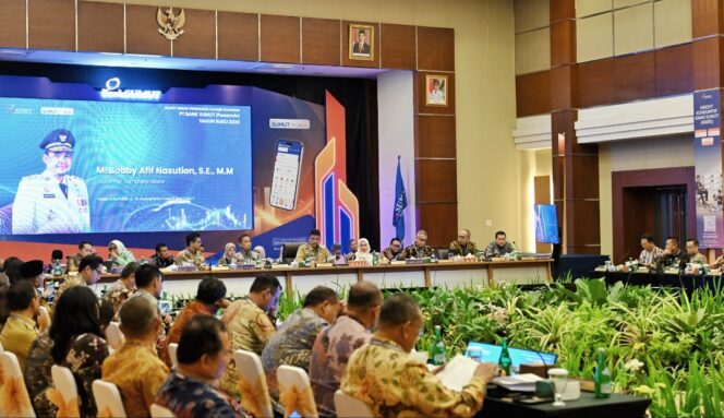 
					Kejar KBMI 2, Bobby Nasution Pacu Bank Sumut Naik Kelas