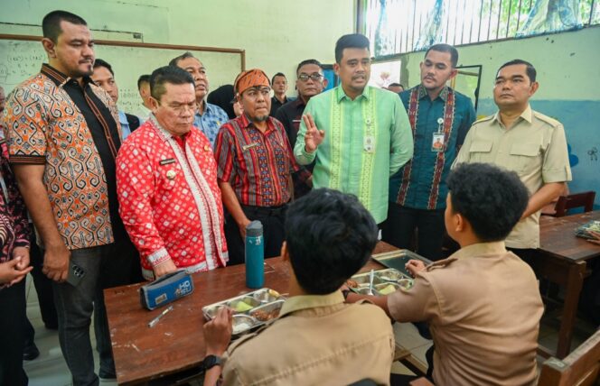 
					Sengketa Lahan SMAN 5 Pematangsiantar, Bobby Nasution Pilih Relokasi sebagai Solusi