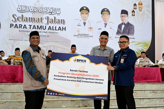 
					Bobby Nasution Lepas Kloter 2 Haji Langkat, Tekankan Solidaritas Jemaah di Tanah Suci