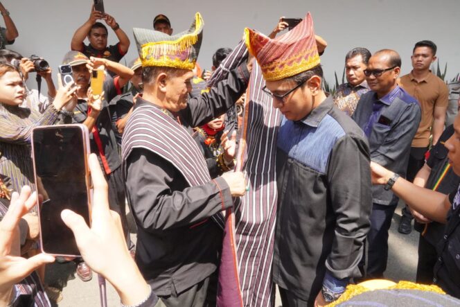 
					Rico Waas :  Kebersamaan dalam Keberagaman di Halalbihalal HIMPAK Medan