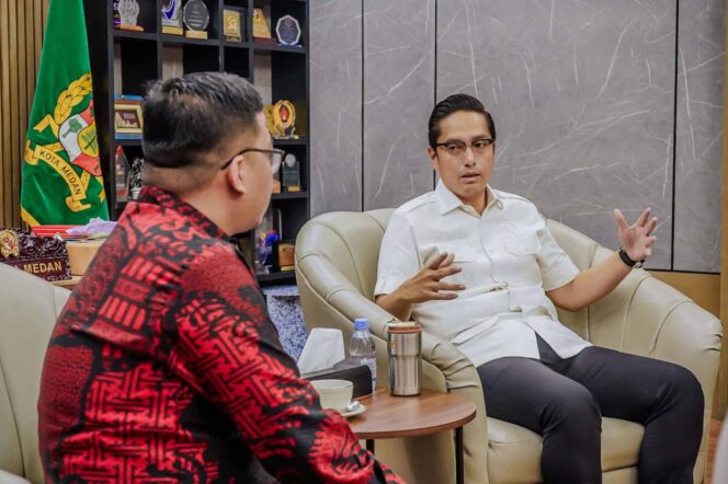 
					Wali Kota Rico  Dukung Sosialisasi Jaminan Kecelakaan Kerja ASN