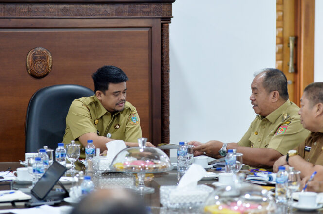 
					Bobby Nasution Pastikan Percepatan Infrastruktur di Asahan, Jalan Batu Pane Jadi Prioritas