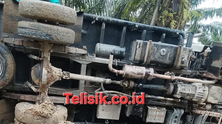 Jeritan Warga Bubun: Jalan Rusak Parah Diduga Akibat Truk Proyek Pesisir
