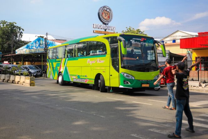 
					Timnas Vietnam Gelar Latihan Tertutup di Taman Cadika Medan Jelang AFF U-19 