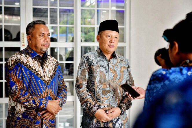 
					Bobby Nasution Tegaskan Seleksi Komisioner KI Sumut Harus Bebas Intervensi