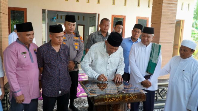 
					Bupati Langkat Syah Afandin Resmikan Masjid Raudhatut Tauhid Dogang