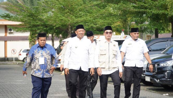 
					Syah Afandin Sambut Jamaah Haji Langkat, Suasana Haru Iringi Kepulangan dari Tanah Suci