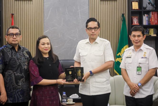 
					Rico Waas: Medan Gerbang Internasional, Siap Perkuat Hubungan Diplomatik