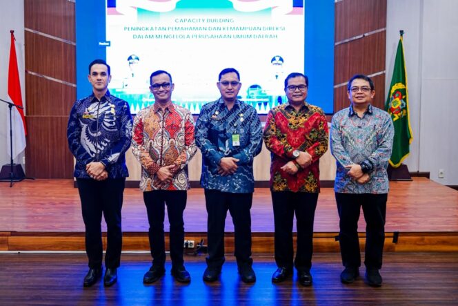 
					Rico Waas Perkuat Tata Kelola BUMD, Direksi PUD Kota Medan Dibekali Capacity Building