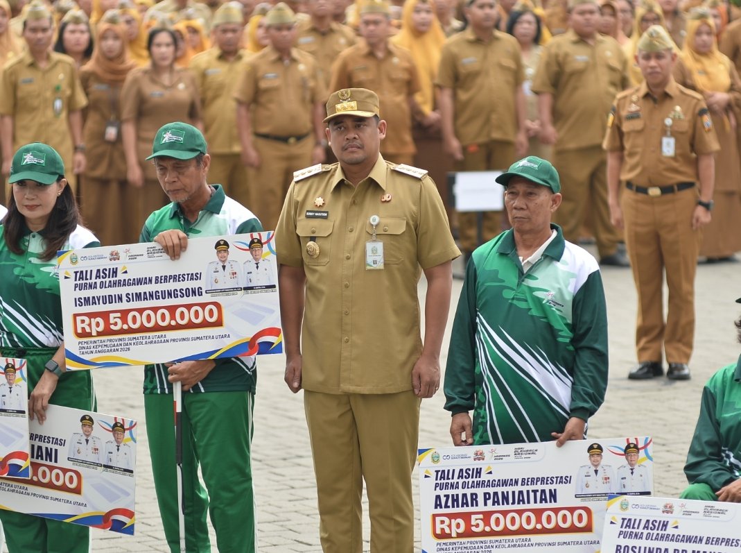 Haornas ke-43, Bobby Nasution Berikan Tali Asih untuk Atlet Legendaris Sumut